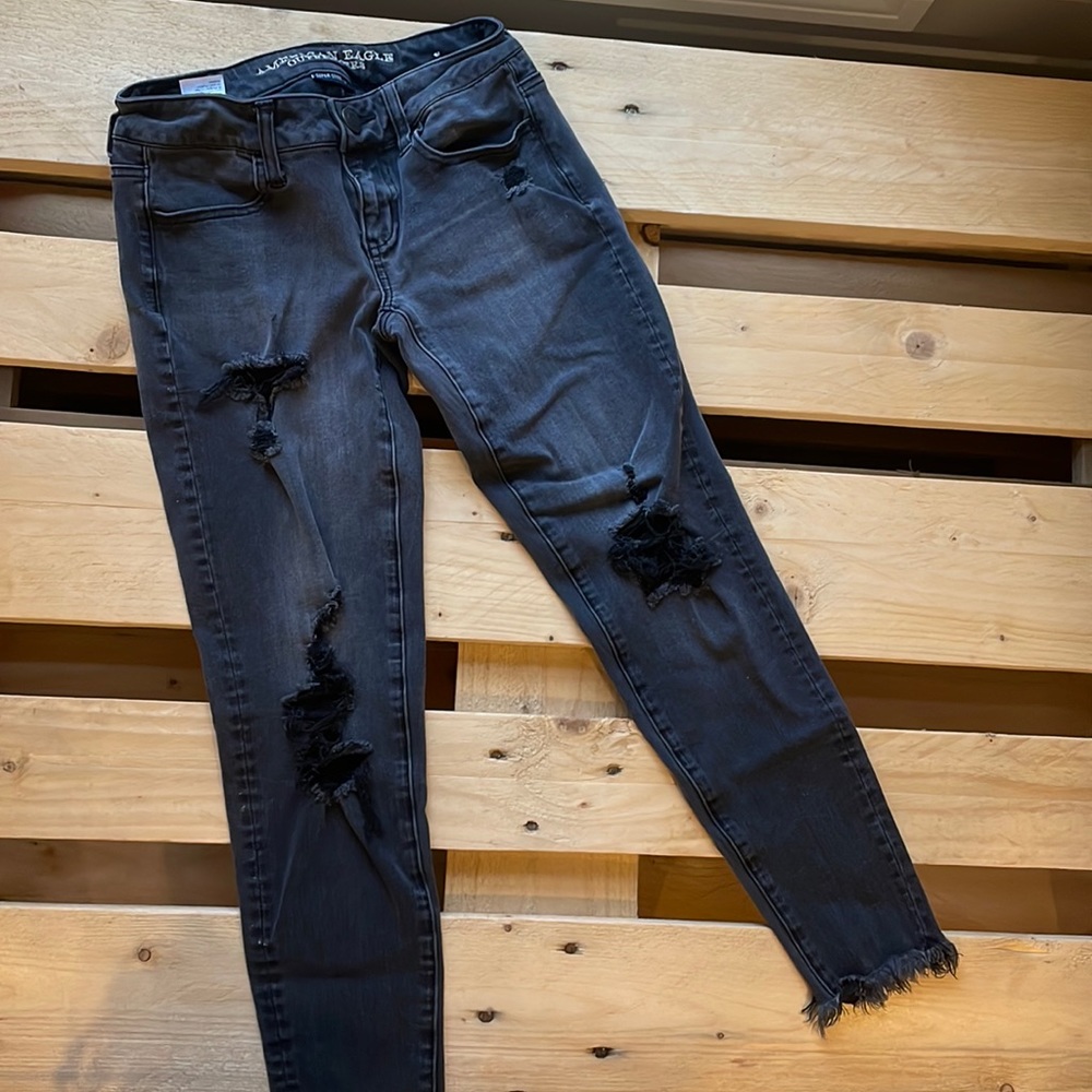 AMERICAN EAGLE Black Jeans!